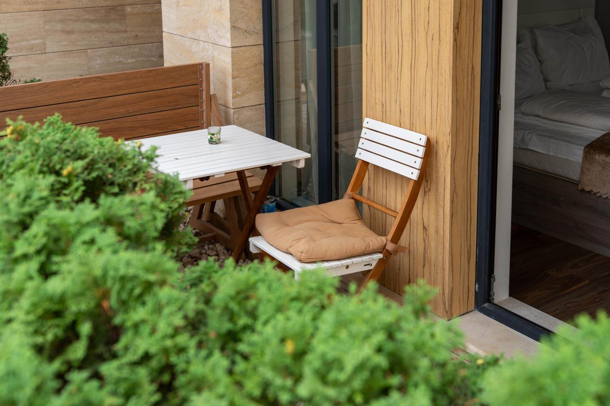 Apartment In Evargreen Complex With Terrace Varna Exteriör bild